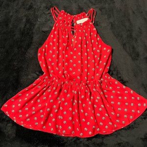 Beautiful red blouse with white/yellow roses. 🌹